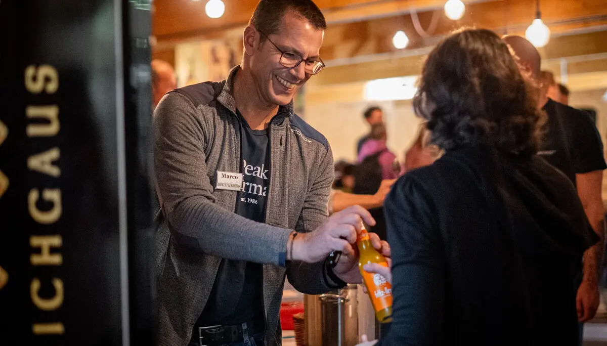 Getränkeausgabe an der Bouldernacht | © Normen Stoll