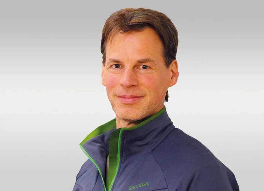 DAV Heilbronn Team | © DAV Heilbronn Mann mit braunem Haar und blauer Jacke | © DAV Heilbronn